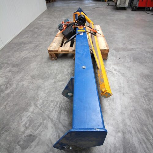 OM-3160_demag_saeulen_schwenk_kran_80_kg_column_slewing_crane