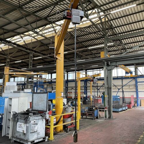 k-WAG-906_Vetter_Saeulen_schwenk_kran-PS5-45_bis_500kg_crane_jib_used_machine