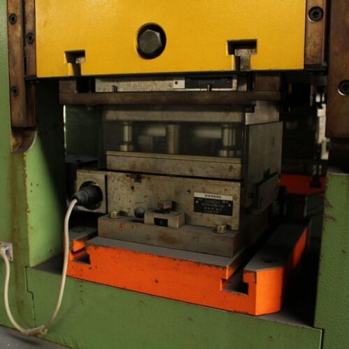 WKG_499_wanzke_sp_f_12_presse_press_hydraulisch_schnelläufer_press